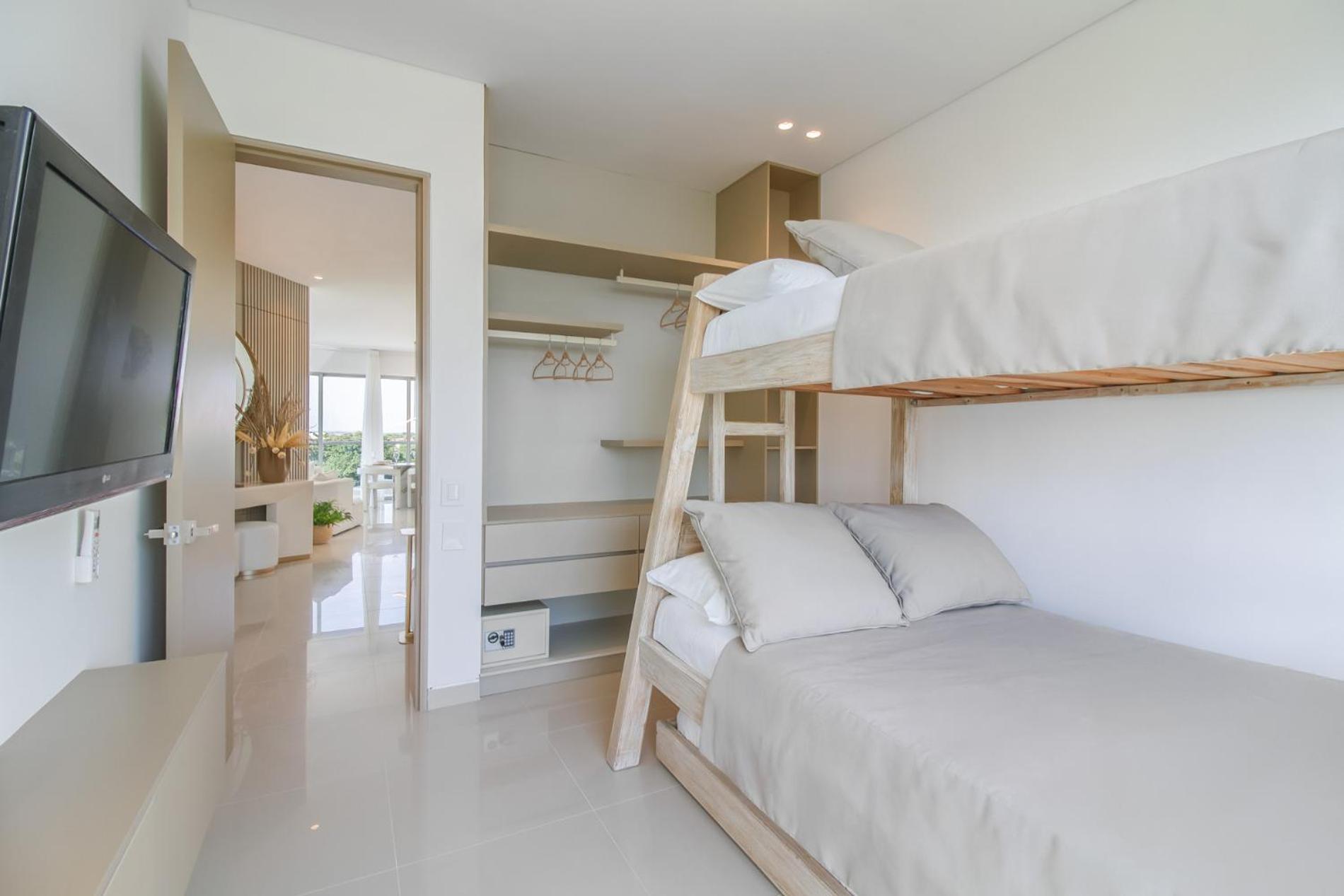Luxury A 100 Mts Del Mar En Edificio Seaway Cartagena