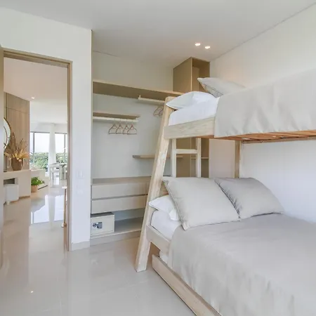 Luxury A 100 Mts Del Mar En Edificio Seaway Cartagena